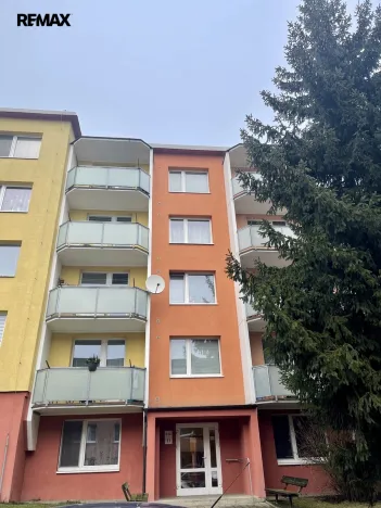 Pronájem bytu 1+1, Třebíč - Nové Dvory, Čajkovského, 36 m2