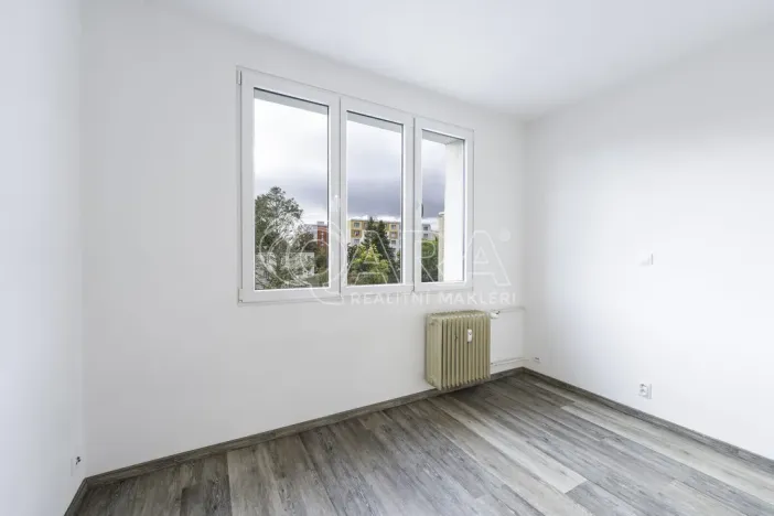 Pronájem bytu 1+kk, Klatovy - Klatovy III, Prusíkova, 19 m2