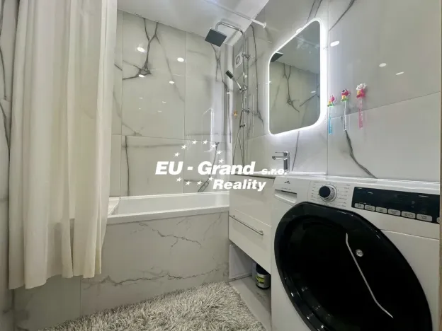 Prodej bytu 2+1, Stráž pod Ralskem, Jižní, 56 m2