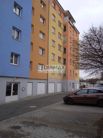 Pronájem bytu 1+1, Plzeň - Skvrňany, Malesická, 39 m2