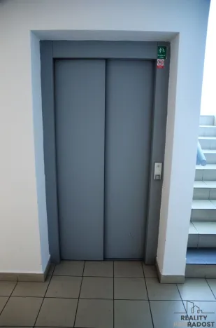 Pronájem bytu 1+kk, Brno, Zderadova, 30 m2