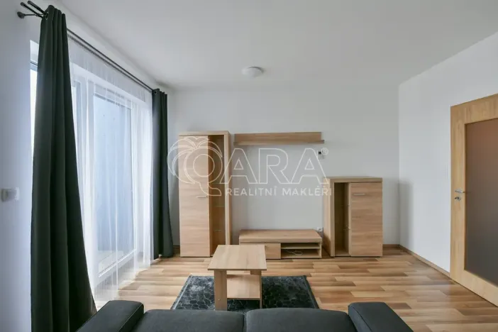 Pronájem bytu 1+kk, Praha - Uhříněves, Karla Guta, 34 m2