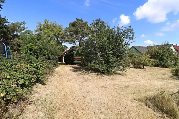 Prodej pozemku pro bydlení, Bašť, Horka, 2096 m2