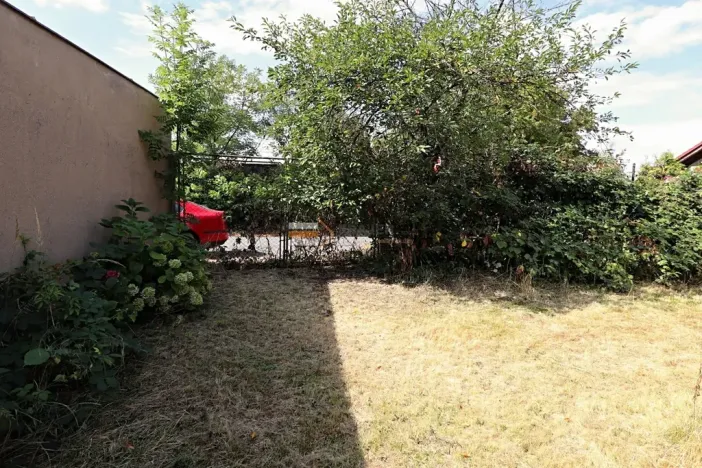 Prodej pozemku pro bydlení, Bašť, Horka, 2096 m2