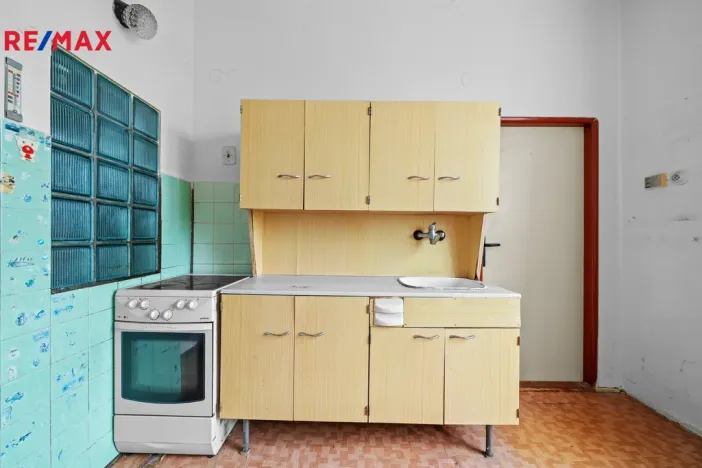 Prodej bytu 2+1, Meziměstí, Školní, 73 m2