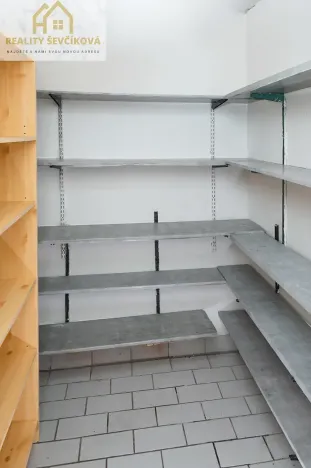 Prodej bytu 2+1, Hradec Králové, Pospíšilova, 69 m2