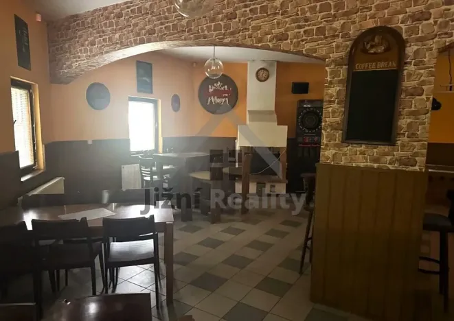 Prodej restaurace, Kovářov, 400 m2
