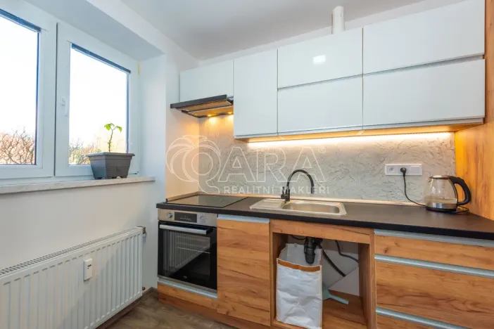 Pronájem bytu 2+1, Trutnov - Střední Předměstí, Tkalcovská, 56 m2