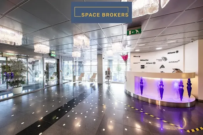 Pronájem kanceláře, Praha - Karlín, Ke Štvanici, 850 m2