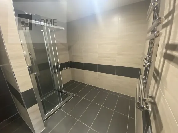 Prodej obchodního prostoru, Karlovy Vary, 76 m2