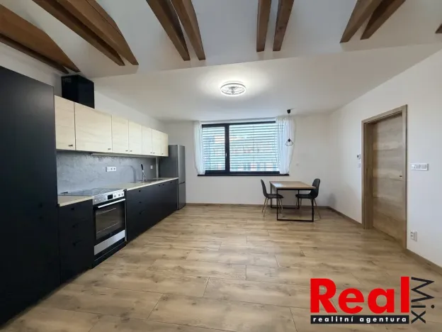 Pronájem bytu 2+kk, Brno, Mlaty, 60 m2