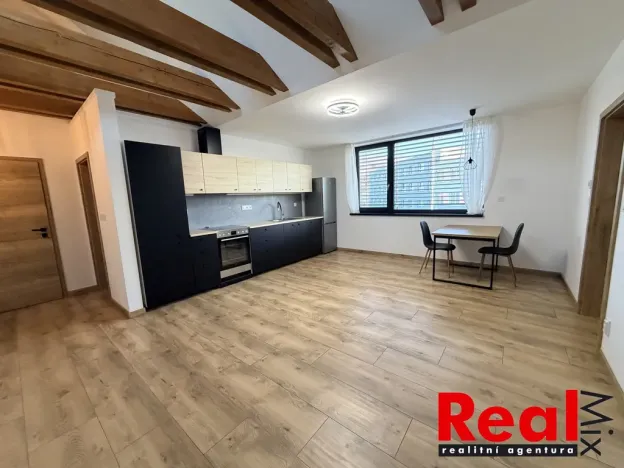 Pronájem bytu 2+kk, Brno, Mlaty, 60 m2