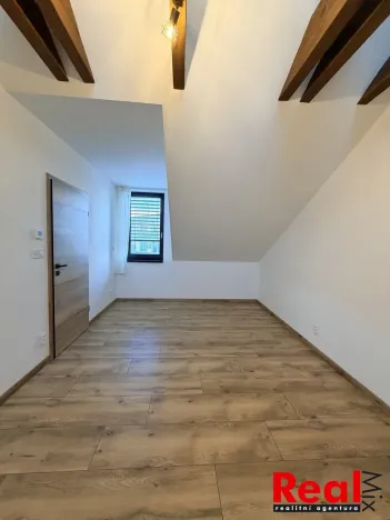 Pronájem bytu 2+kk, Brno, Mlaty, 60 m2