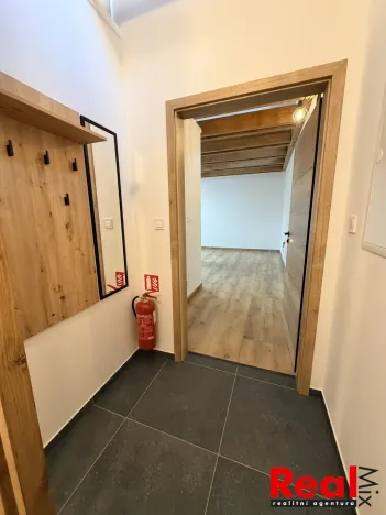 Pronájem bytu 2+kk, Brno, Mlaty, 60 m2