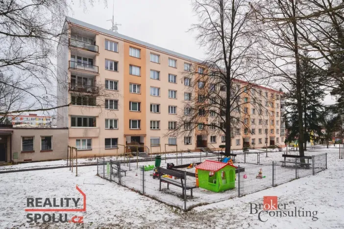 Pronájem bytu 3+1, Klatovy - Klatovy III, Pod Hůrkou, 65 m2