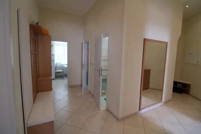 Prodej bytu 3+1, Karlovy Vary, Vřídelní, 71 m2