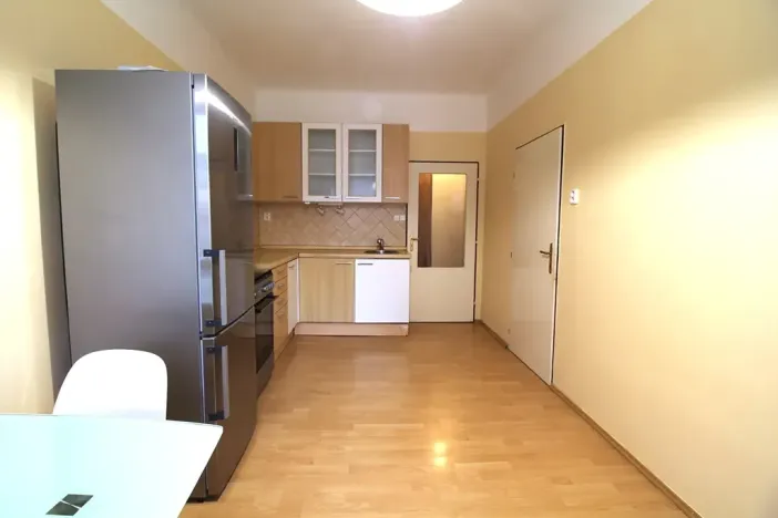Dražba bytu 2+kk, Praha - Břevnov, U kaštanu, 50 m2