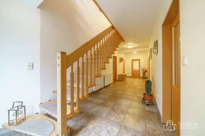 Prodej rodinného domu, Loket, Sokolovská, 335 m2