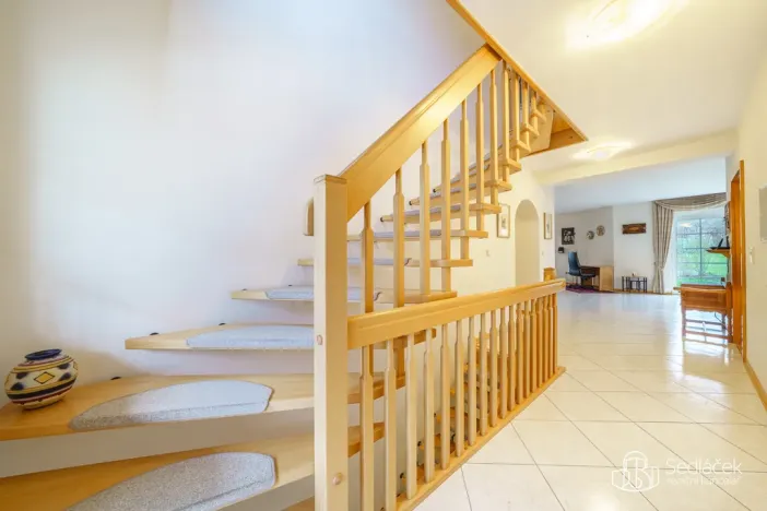 Prodej rodinného domu, Loket, Sokolovská, 335 m2