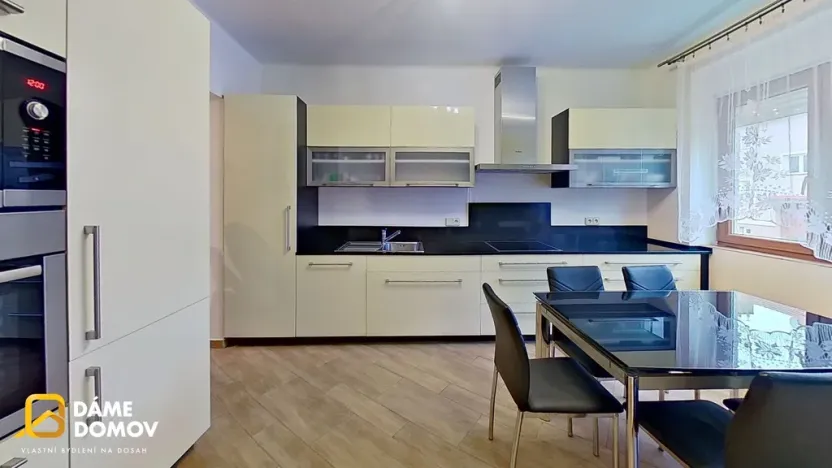 Pronájem bytu 3+1, Hulín, Krátká, 77 m2