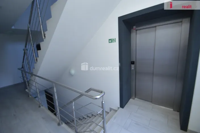 Pronájem bytu 2+kk, Praha - Košíře, Tůmova, 66 m2