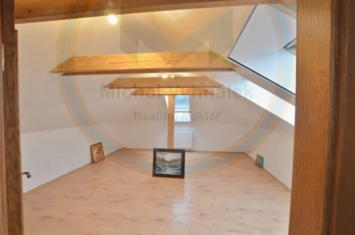 Prodej rodinného domu, Tišice - Chrást, Ořechová, 154 m2