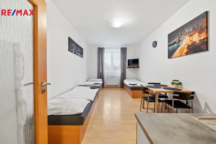 Pronájem bytu 1+kk, Pardubice - Svítkov, K Dubině, 26 m2