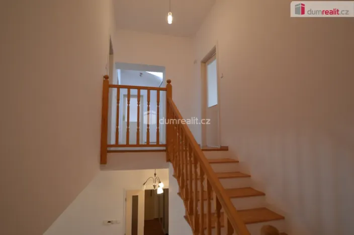 Pronájem rodinného domu, Jeneč, Úhonická, 166 m2