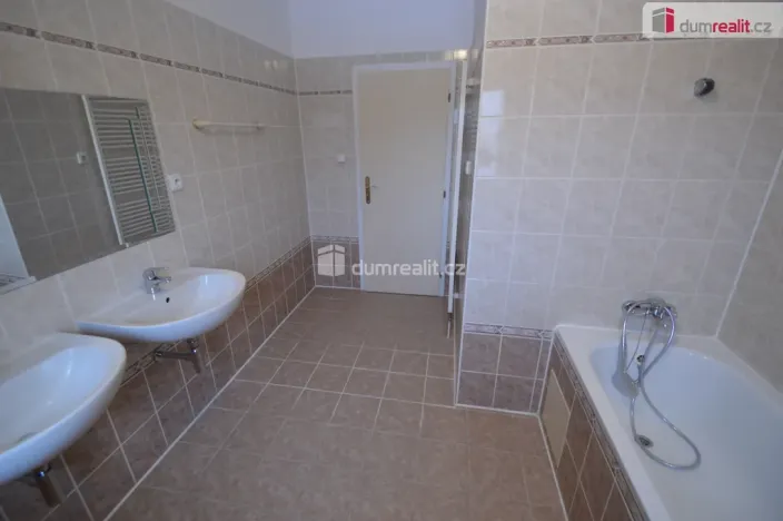 Pronájem rodinného domu, Jeneč, Úhonická, 166 m2