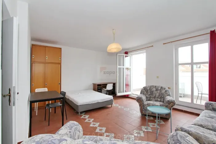 Pronájem pokoje, Praha - Žižkov, Blahníkova, 28 m2