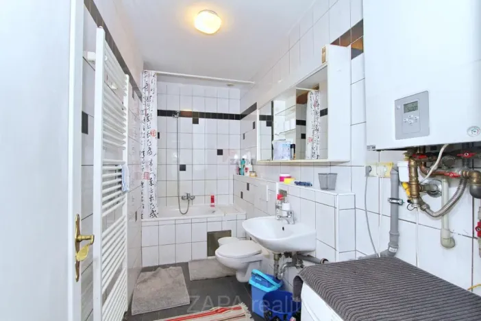 Pronájem pokoje, Praha - Žižkov, Blahníkova, 28 m2