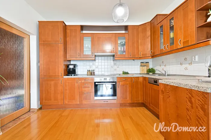 Prodej bytu 2+kk, Praha - Motol, Jeřabinová, 63 m2