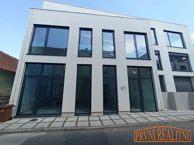 Pronájem kanceláře, Uherský Brod, Komenského, 20 m2