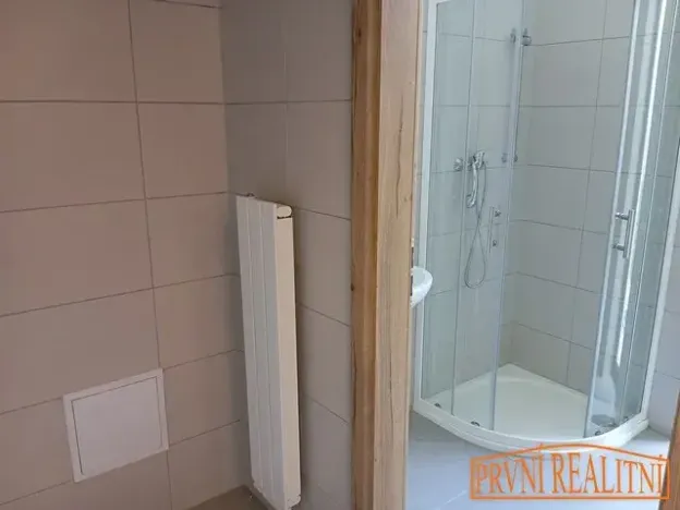 Pronájem kanceláře, Uherský Brod, Komenského, 20 m2