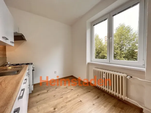 Pronájem bytu 2+1, Karviná - Nové Město, Holubova, 51 m2
