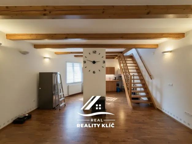 Pronájem kanceláře, Hlučín, Pode Zdí, 96 m2