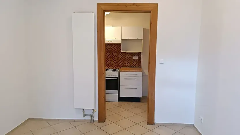 Pronájem bytu 3+kk, Praha - Kobylisy, Bořanovická, 50 m2