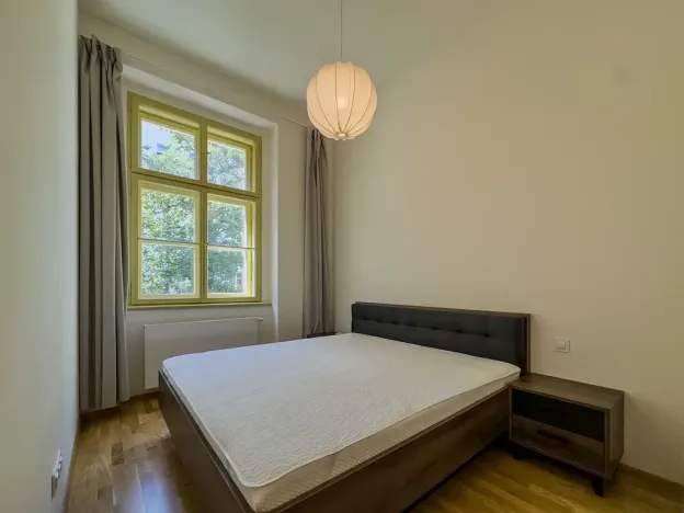 Pronájem bytu 2+kk, Praha - Nové Město, Legerova, 42 m2