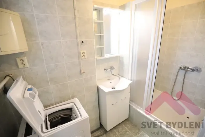 Pronájem bytu 1+1, Praha - Braník, Ohnivcova, 52 m2