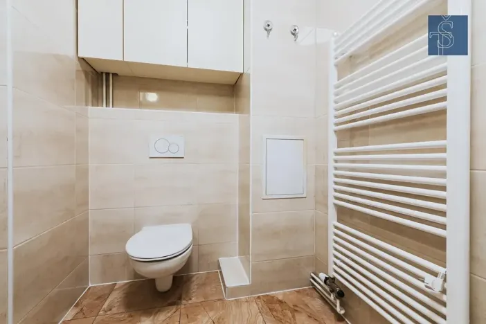 Prodej bytu 2+kk, Praha - Vyšehrad, Neklanova, 42 m2