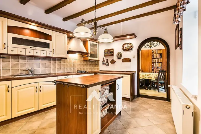 Prodej rodinného domu, Bukovina, 158 m2