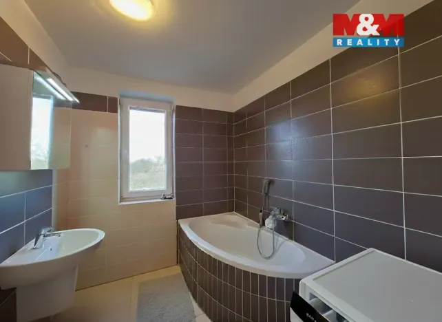 Pronájem bytu 1+kk, Praha - Zličín, Tvrdonická, 46 m2