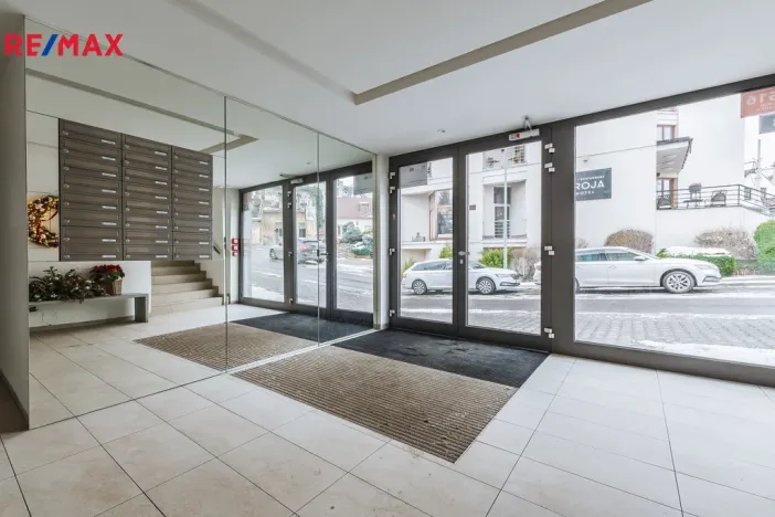 Pronájem bytu 2+kk, Praha - Libeň, U Vlachovky, 53 m2