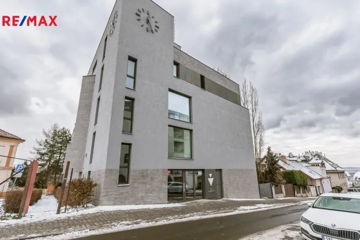 Pronájem bytu 2+kk, Praha - Libeň, U Vlachovky, 53 m2