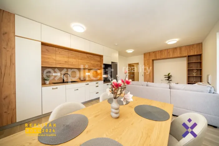 Prodej bytu 1+kk, Jablůnka, 41 m2