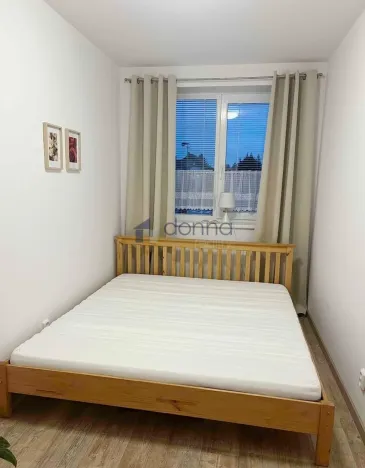 Pronájem bytu 2+kk, Praha, Pod Nouzovem, 38 m2