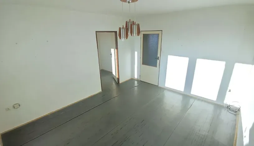 Prodej bytu 3+1, Hradec Králové, Třebechovická, 56 m2