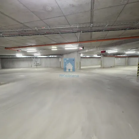 Pronájem garážového stání, Plzeň, Rejskova, 15 m2