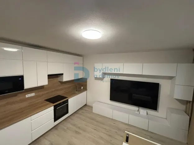 Pronájem bytu 1+kk, Uničov, Bratří Čapků, 35 m2