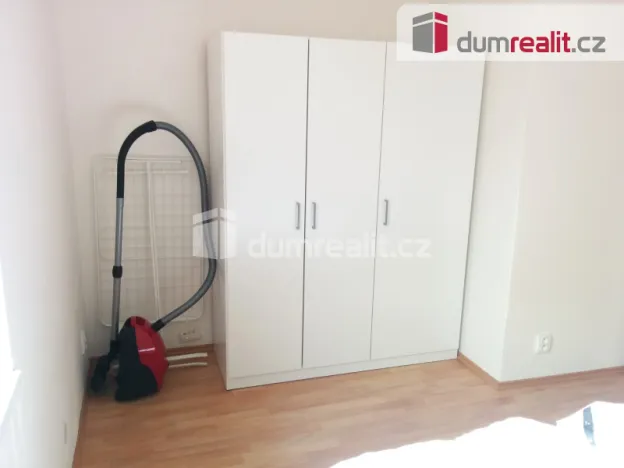 Pronájem bytu 2+kk, Praha - Smíchov, Na Skalce, 47 m2